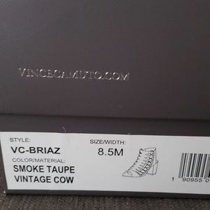 **BRAND NEW**Vince Camuto blocked heel sandal